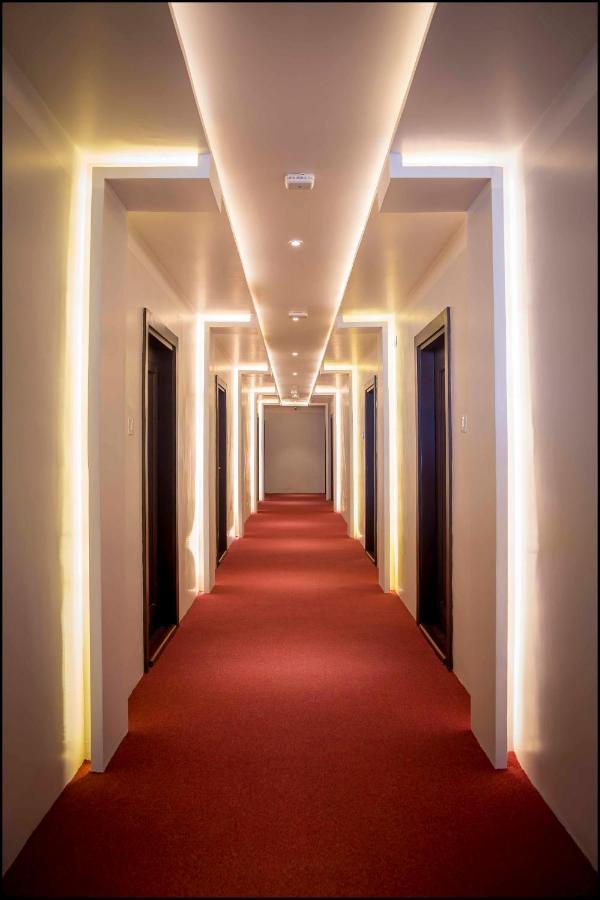 Hotel The Kingsbury Birtamode Exterior foto